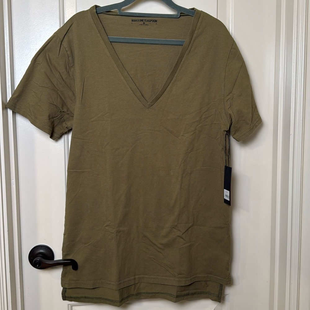 NWT Man X One teaspoon Medium V Neck T shirt Military Green 100% cotton .